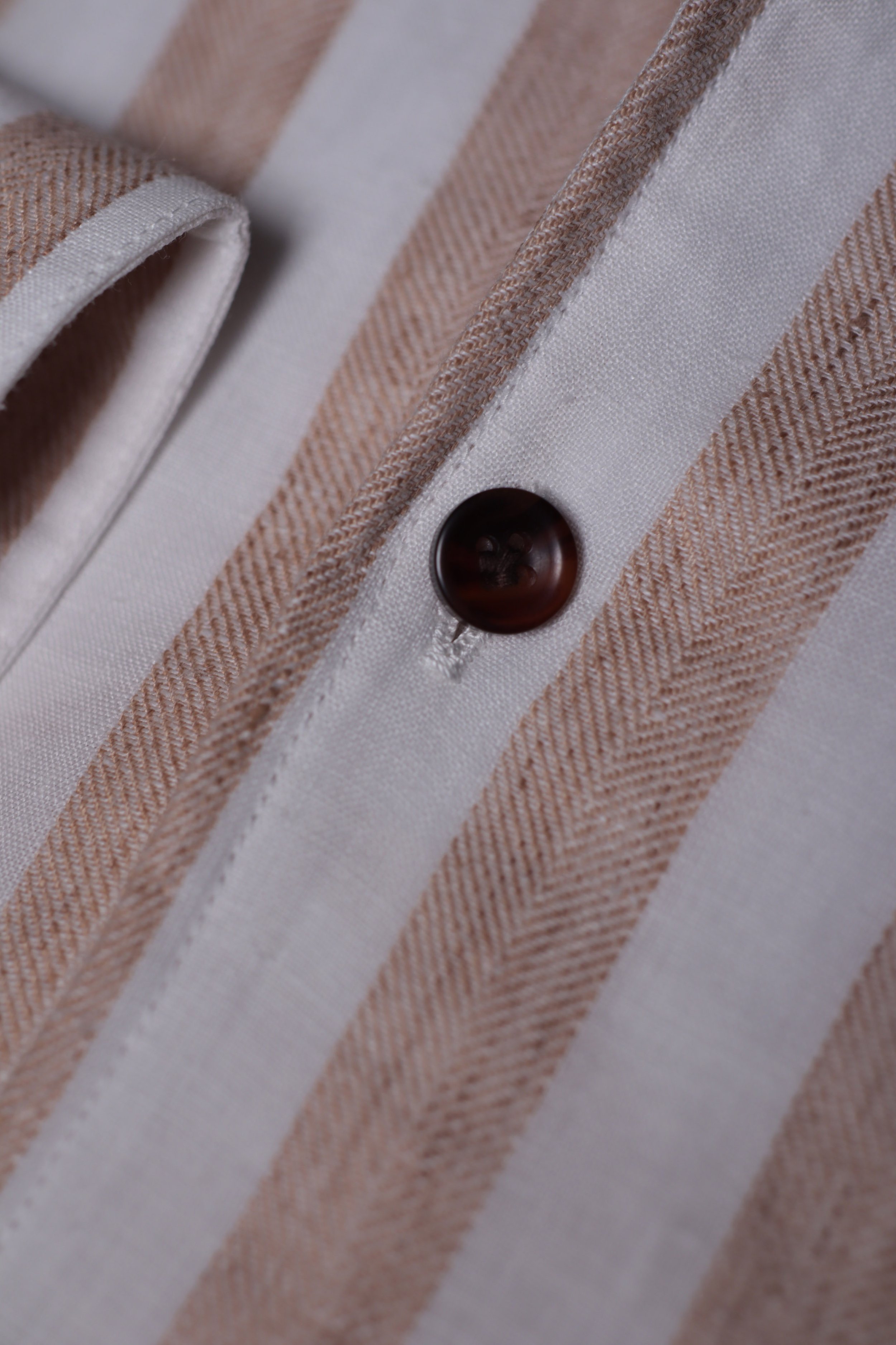 brown horn button Vintage+Stripes+_+One+Piece+Collar+Made+Suits+_+Tailor+Made+Suits+Shirts+Bespoke+to+Measure+SIDOGRAS+Stripes+Made+in+Spain+Fabrics.JPG