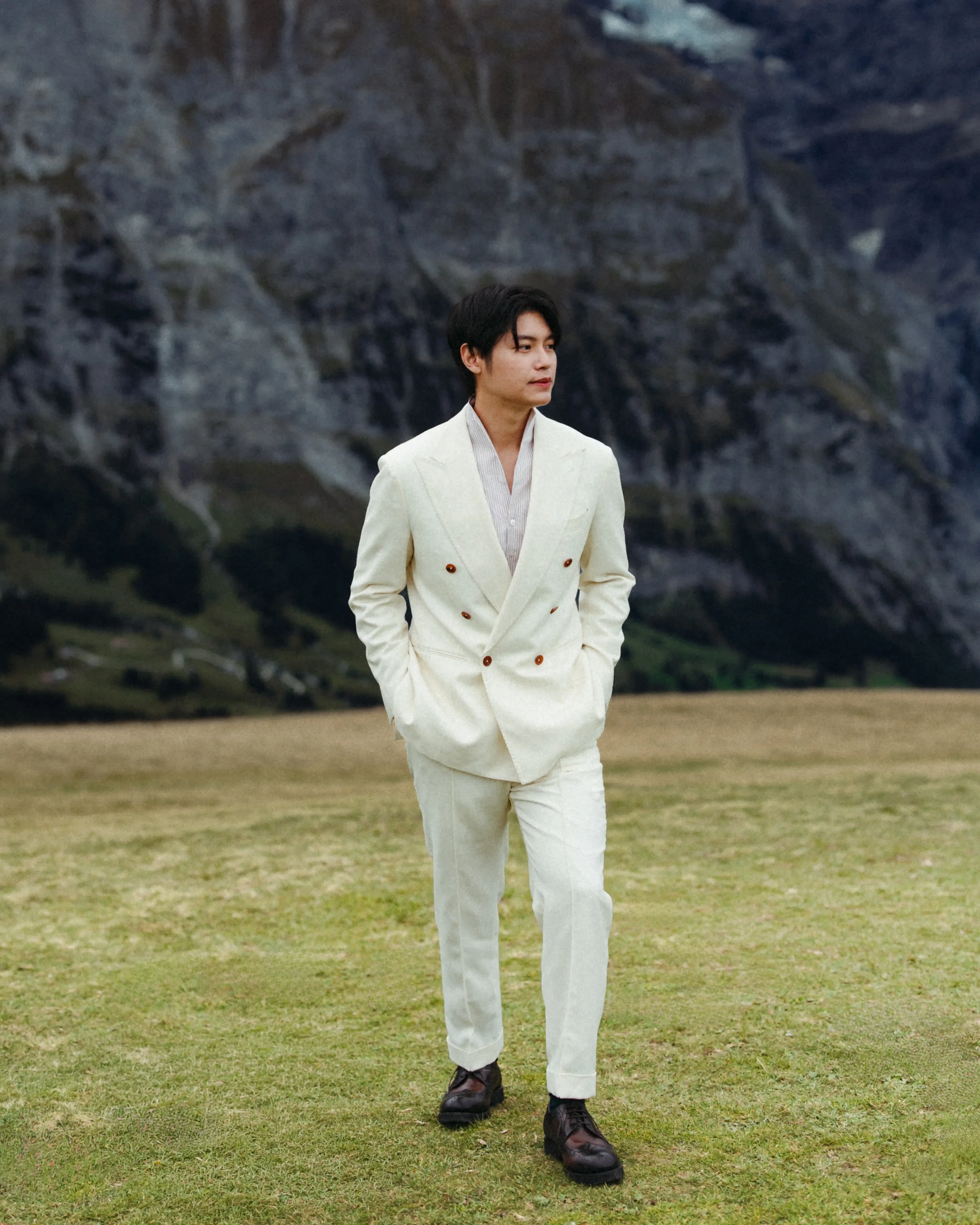 James Wong Wears 6:1 DB Signature Romania Cut