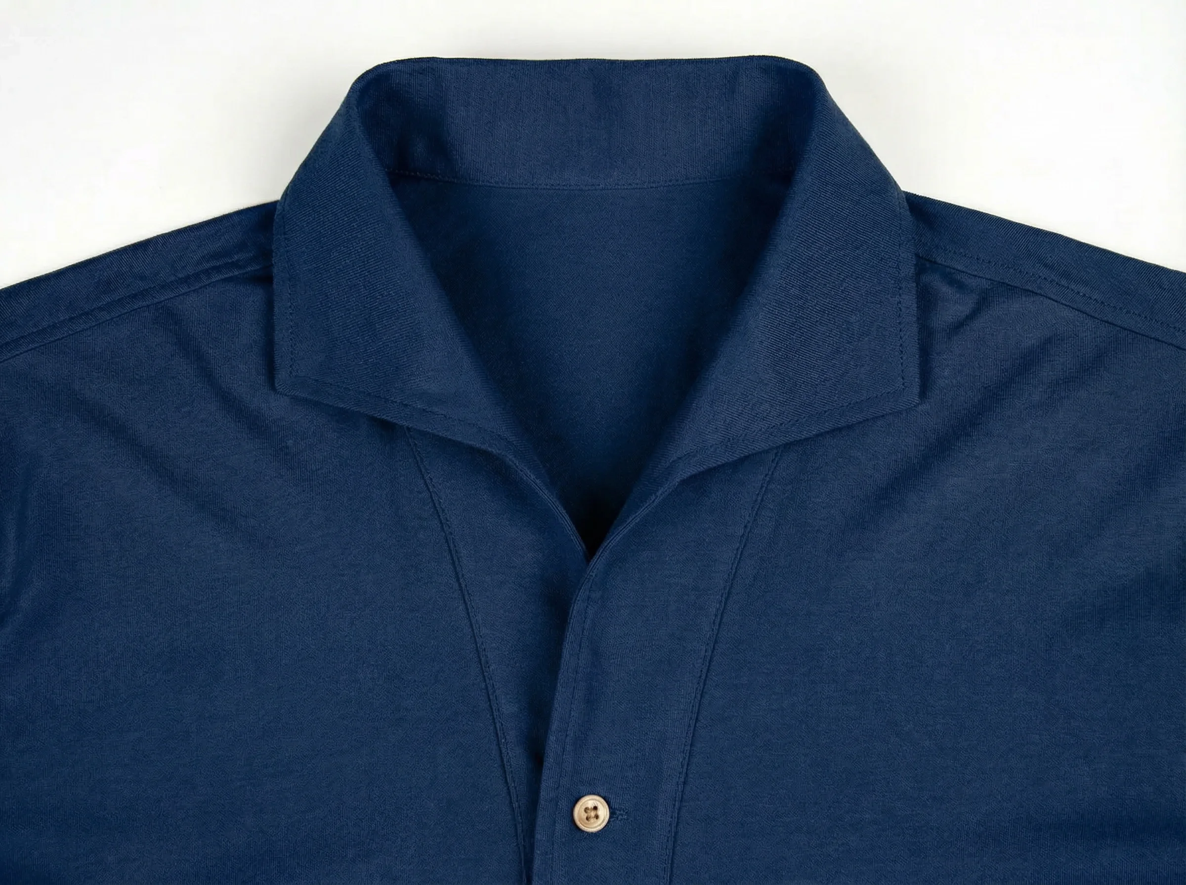 DSC00423_collar_closeup_front_navy.webp