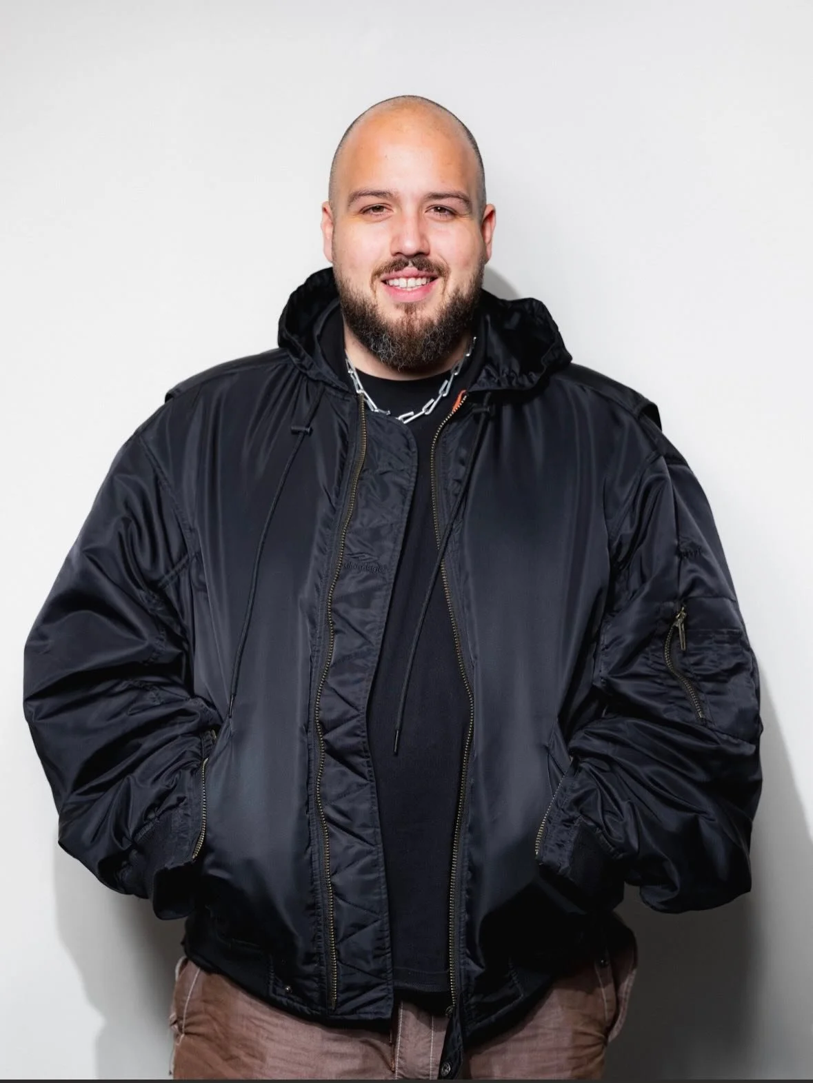 SKRIV UPP H&Ouml;GIS I KALENDERN F&Ouml;R VI F&Aring;R FINBES&Ouml;K!!🥵 24 JANUARI KOMMER DOM F&Ouml;RSTA, OCH 31 JANUARI KOMMER ANIS DON DEMINA‼️BILJETT FINNS ATT K&Ouml;PA I D&Ouml;RREN OCH KOMMER STRAX UT P&Aring; TICKSTER‼️INSL&Auml;PP FR&Aring;