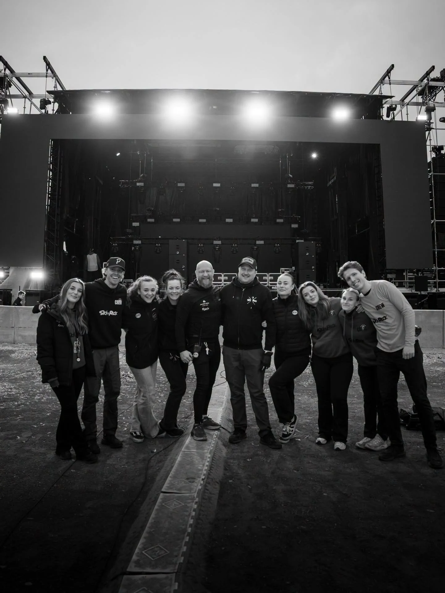 SKI &amp; ROCK 2026 🤍
Tack till publik, tack till v&auml;dret tack till S&auml;len. 

Med detta otroligt team &auml;r allting m&ouml;jligt!

Vi ses igen n&auml;sta &aring;r!
&mdash;
FESTIVALLEDNING
Topeja AB Jesper Svensson Malin S&ouml;derlund Morg