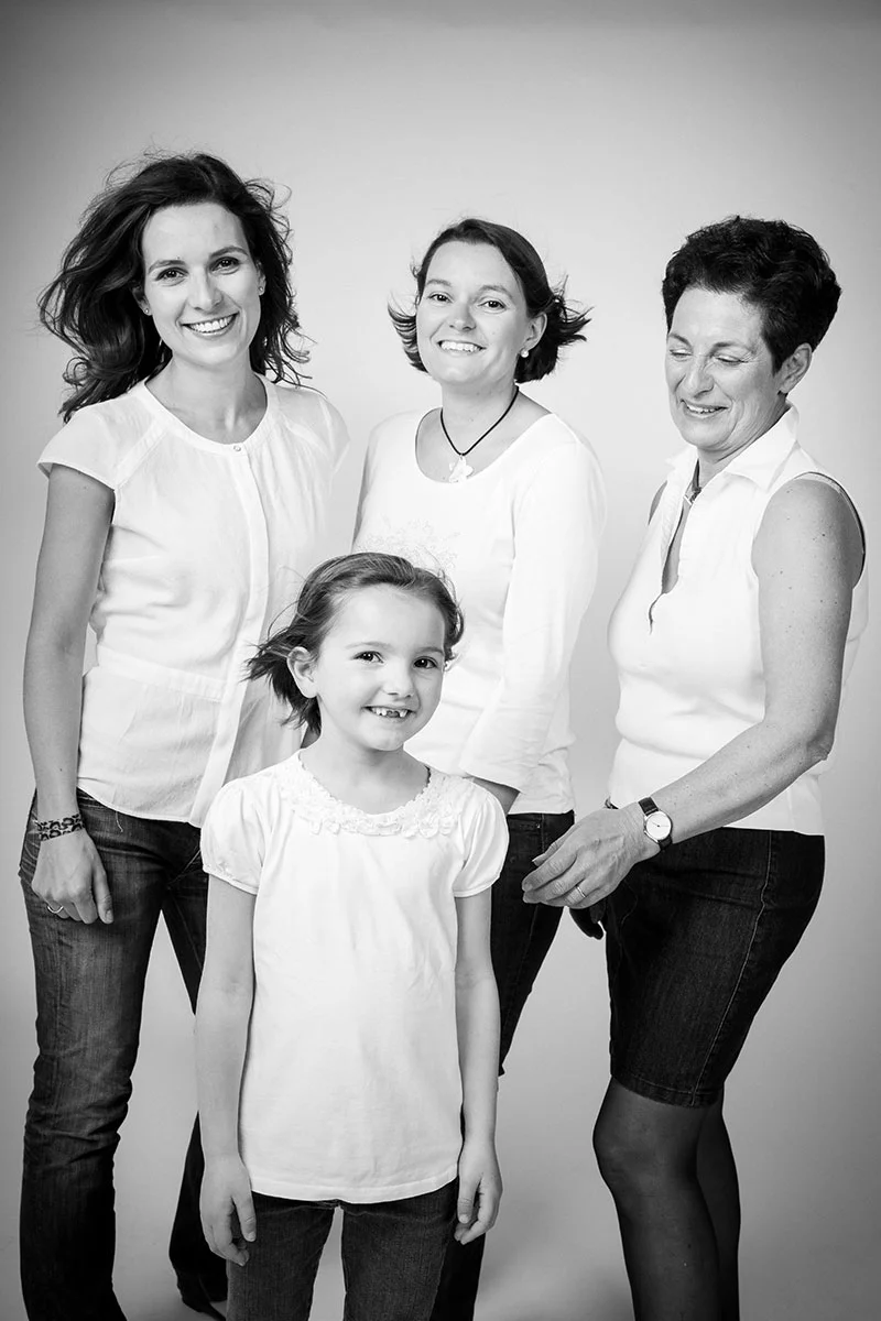 Portrait-famille-9630-Delphine-Perrin.jpg