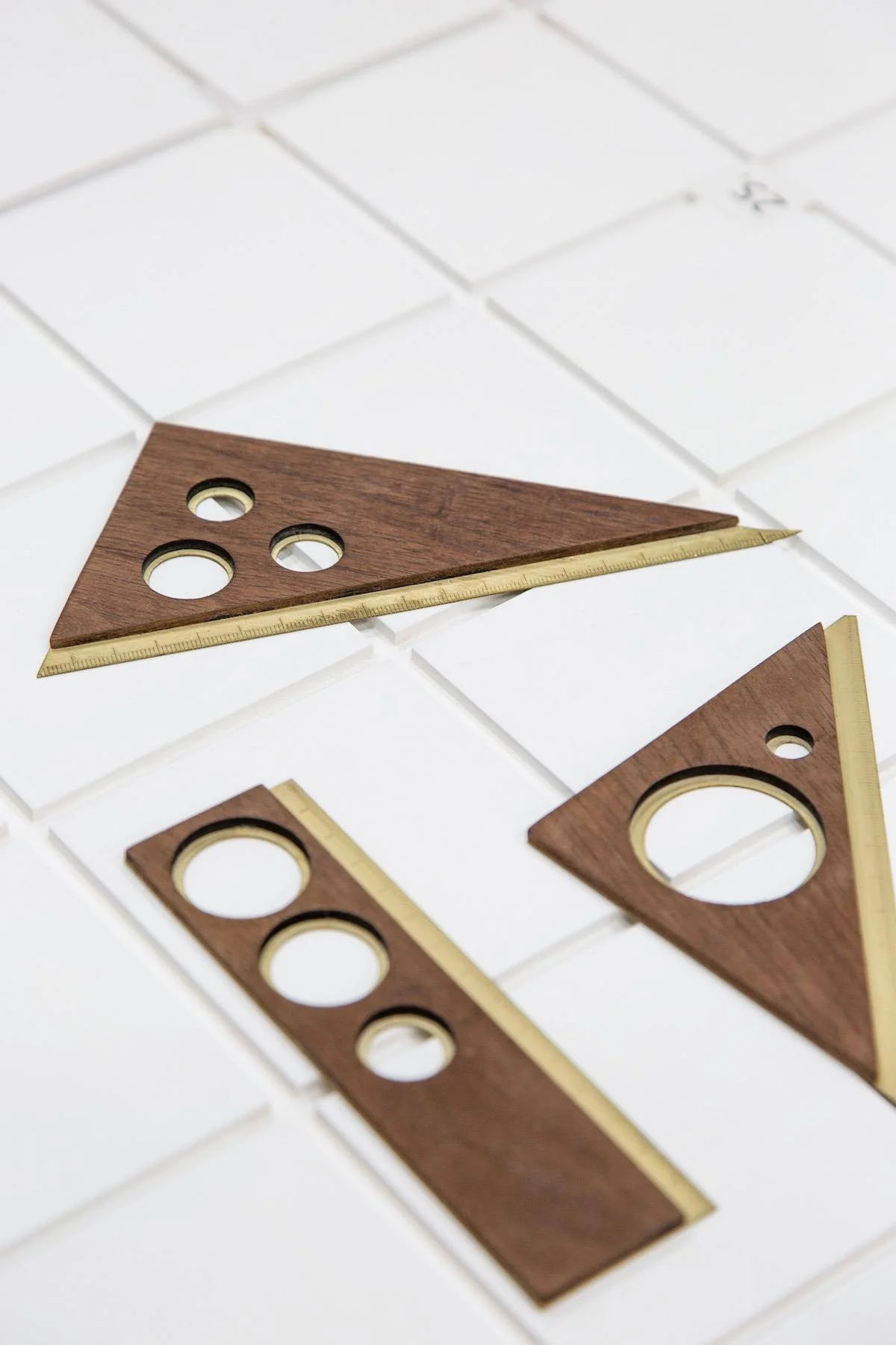 Ruler set by Mariana Loaiza