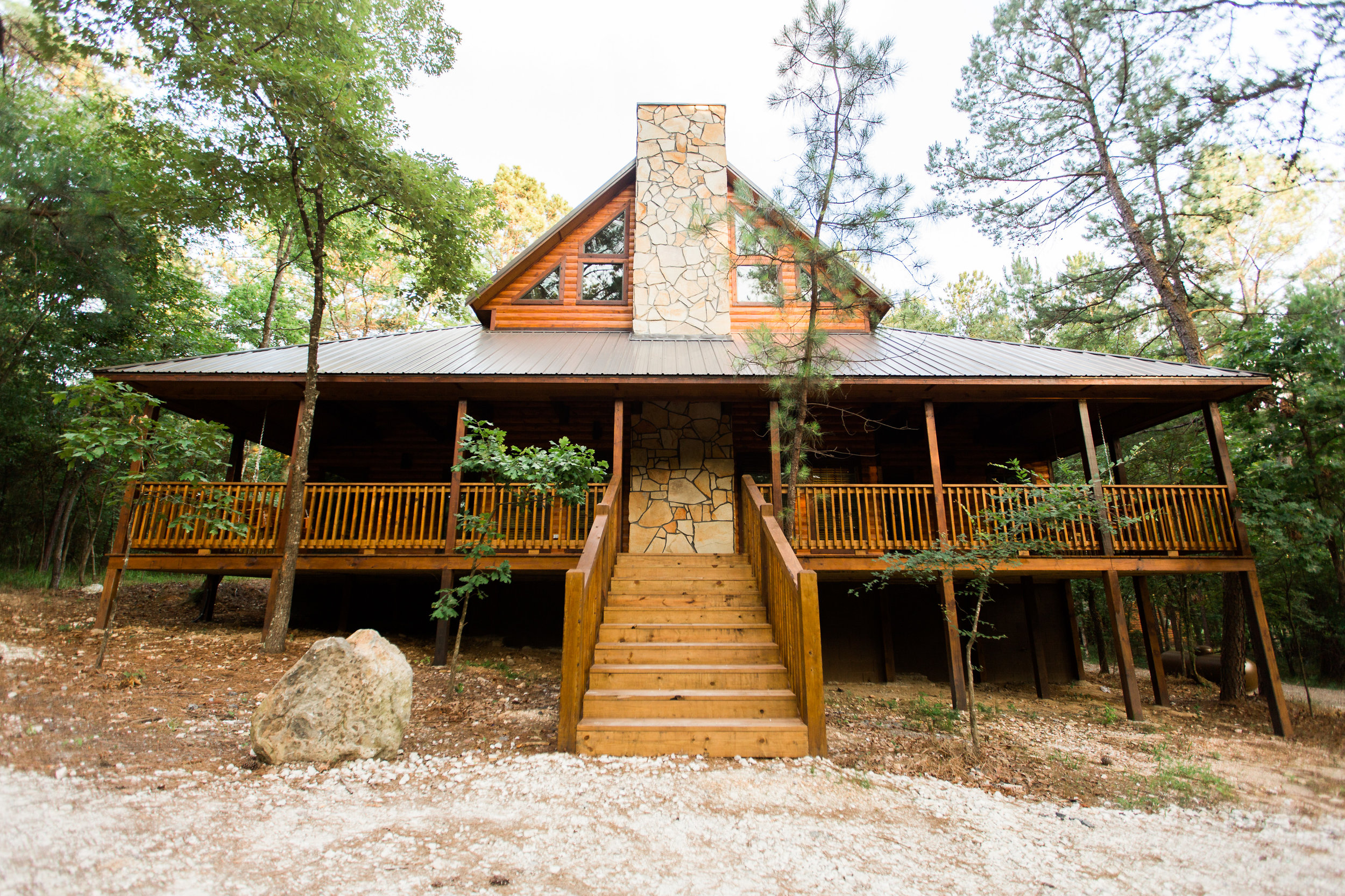 Runnin Moon Broken Bow Luxury Vacation Cabins Hochatown