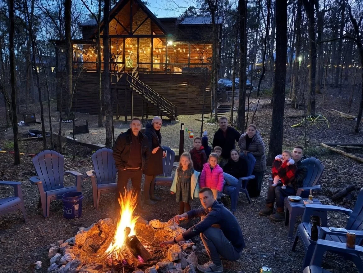 Fire_pit_Fam_Privacy.jpg