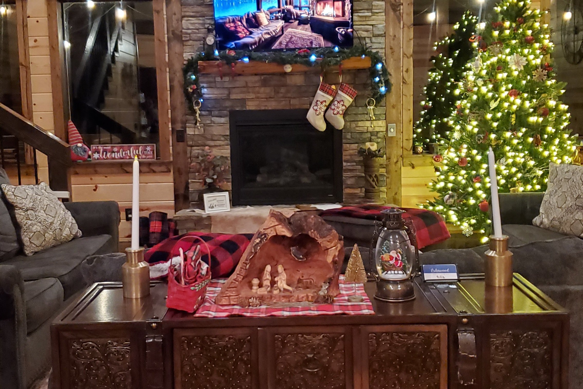 xmas_Den_tree.jpg