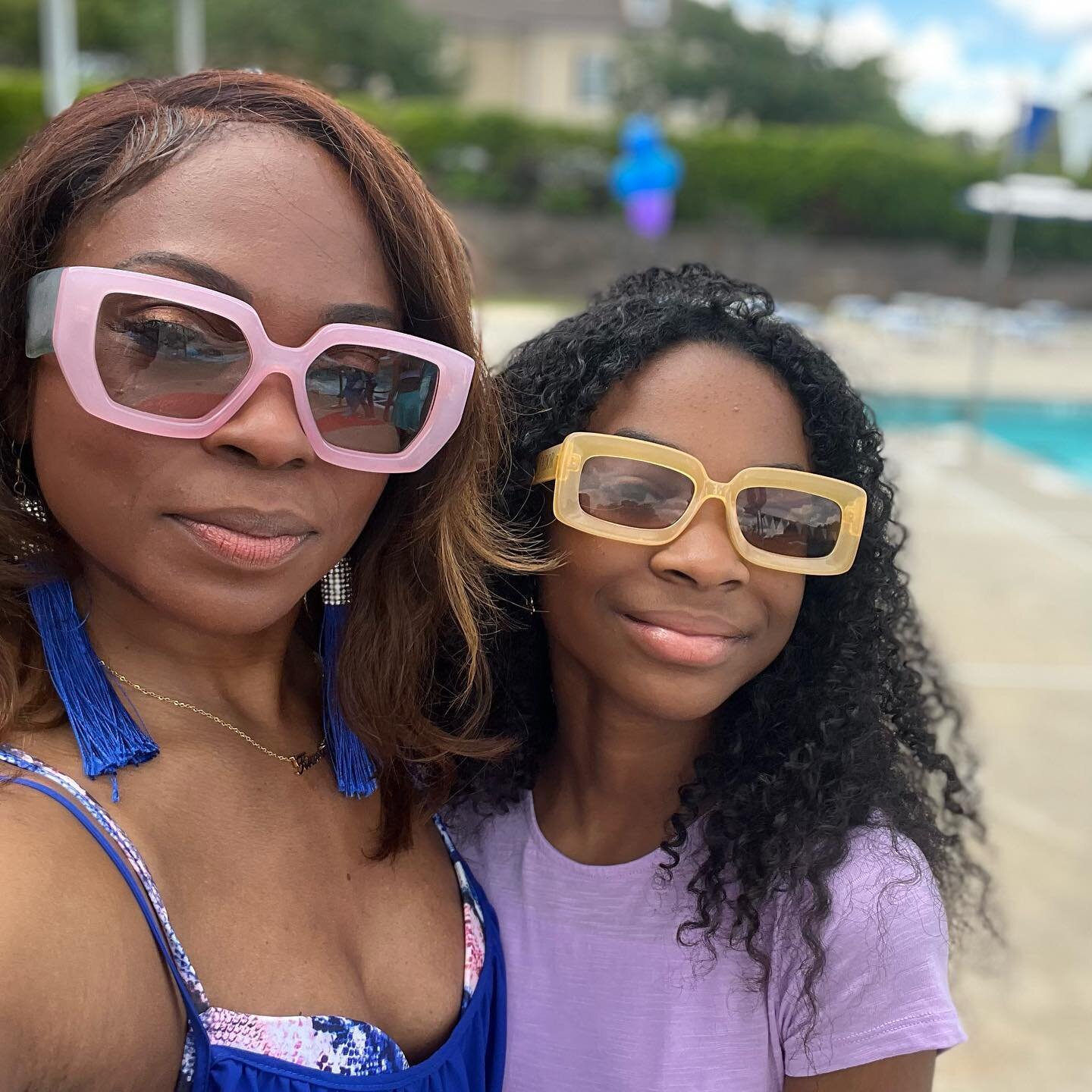 Mother&rsquo;s Week continues.. loving on my baby all week @kennedydream 🌊🌊 
🕶️ @framesbyjador