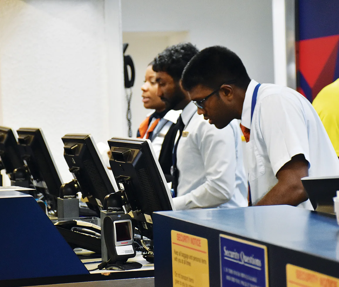 Ticket-desk-Sharp-edited-DSC_0076.jpg