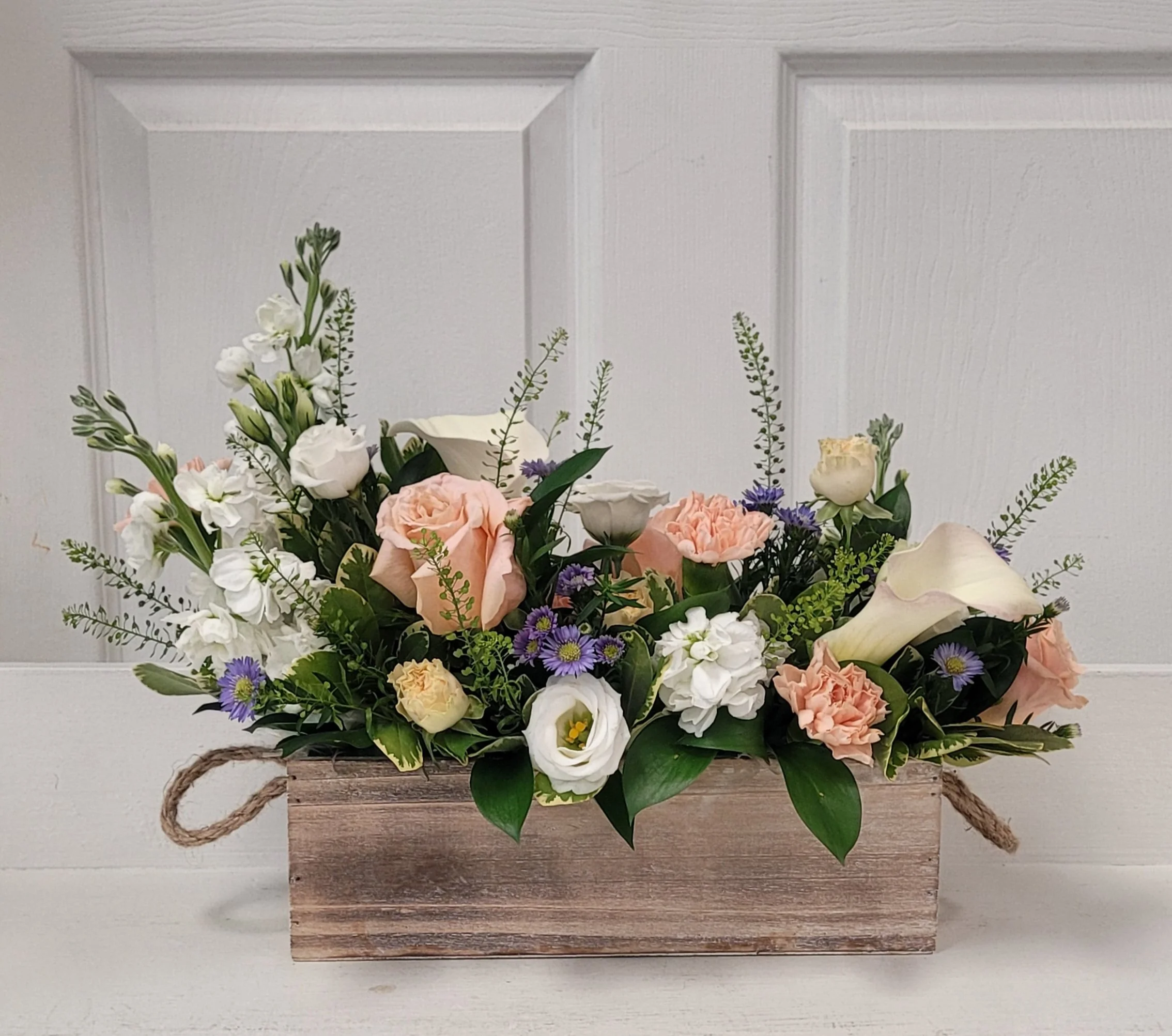 Centrepiece Seasonal Wave