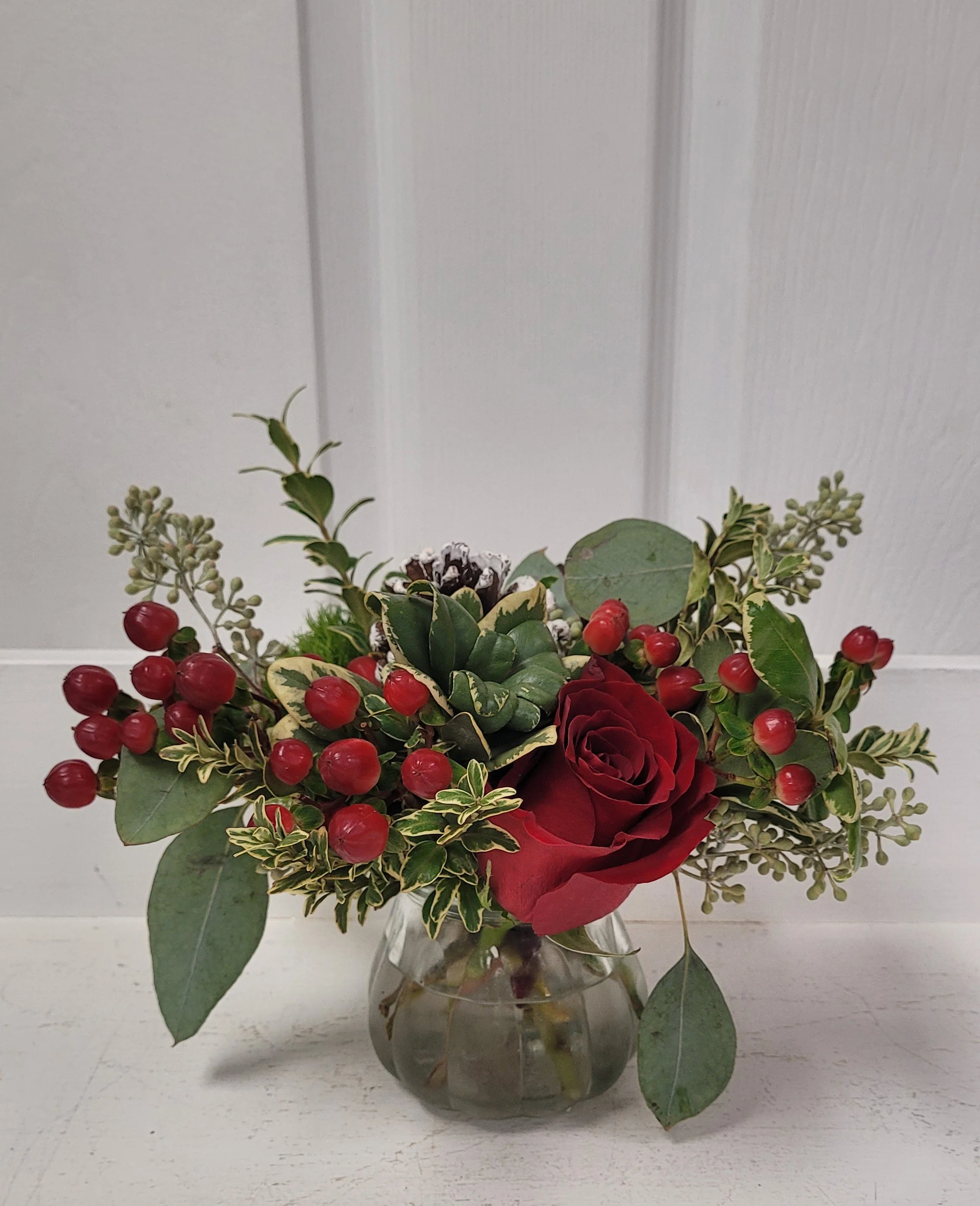 Holiday Posey $30.JPEG