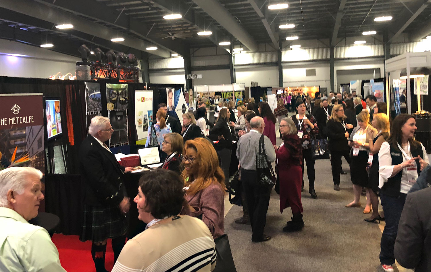 There was a constant flow of visitors throughout the day.