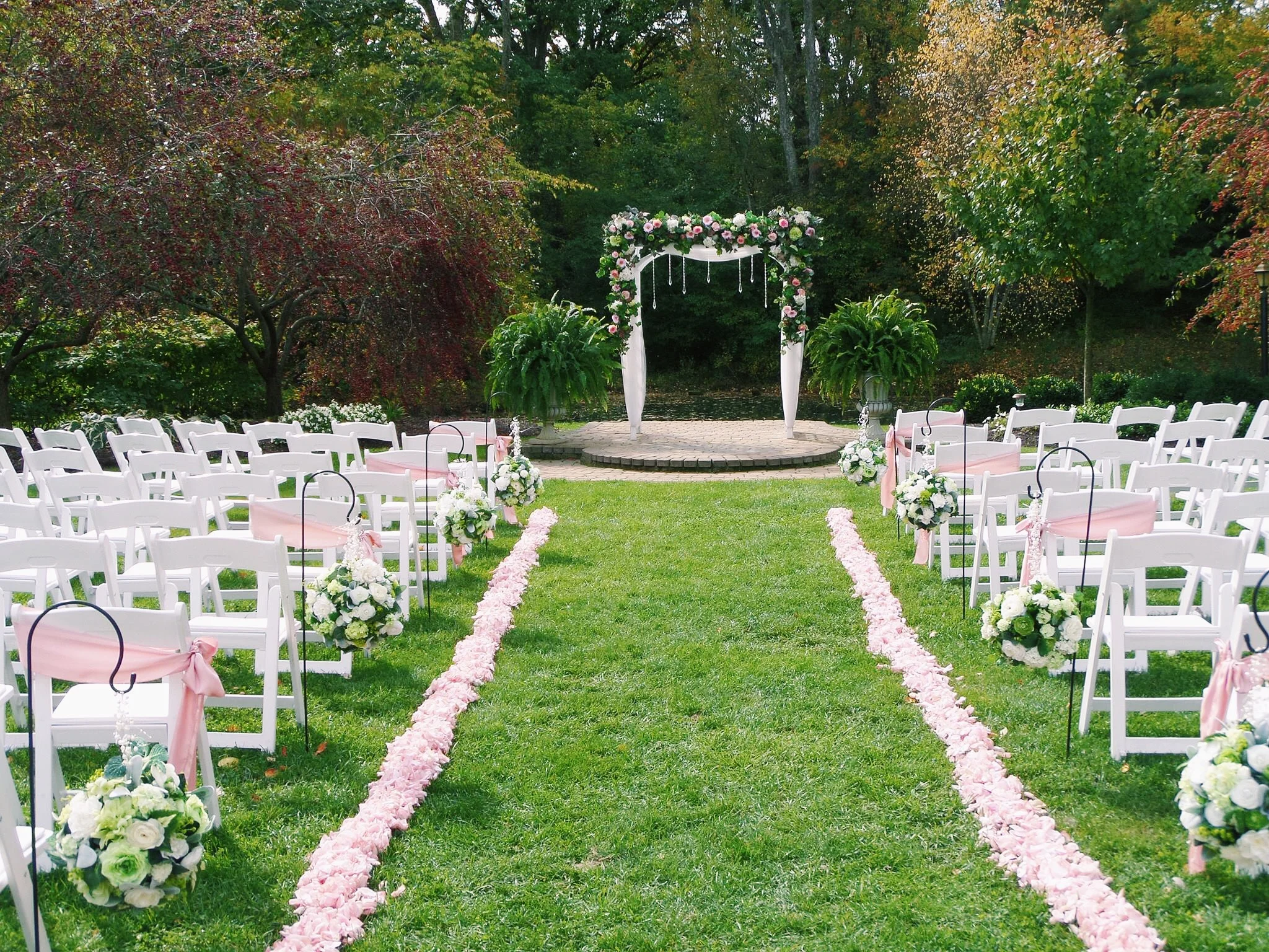 Bridal Spotlight: Abby's Venue Pick - Avon Gardens