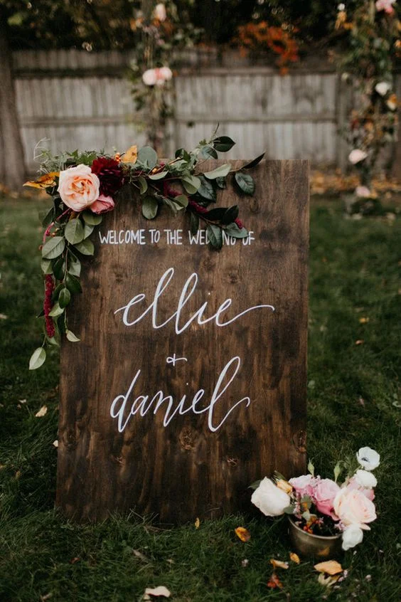 Photo by Jillian Bowes Photography , via 100 Layer Cake