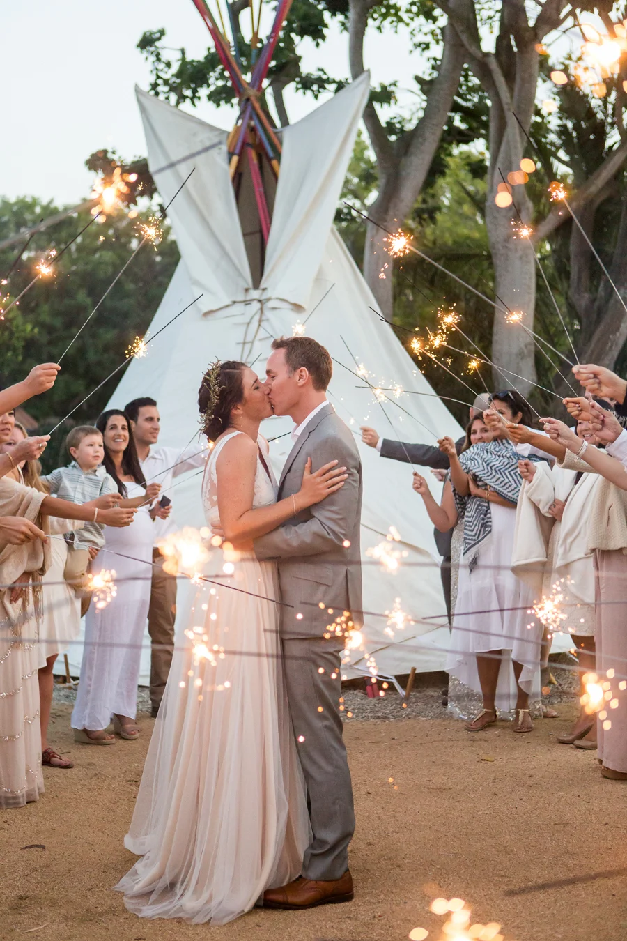 Photo by Ryon:Lockhart Photography via Style Me Pretty
