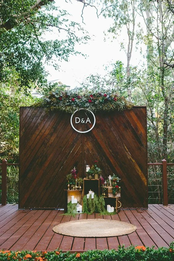 Photo via The Wedding Playbook