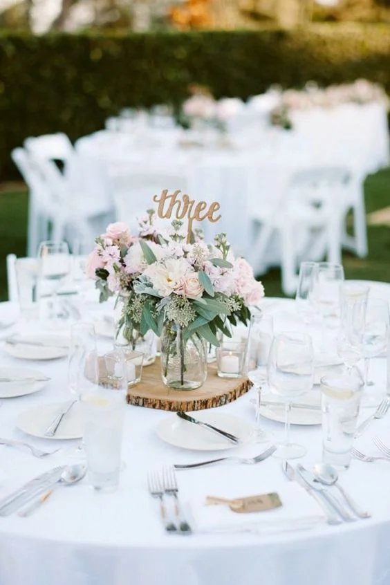 Photo via Tulle and Chantilly