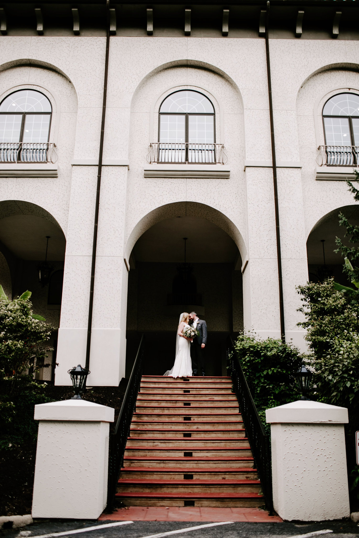 Shelby+and+Roger+Hillcrest+Country+Club+Wedding+Indianapolis+Indiana+Emily+Elyse+Wehner+Photography+LLC-554.jpg