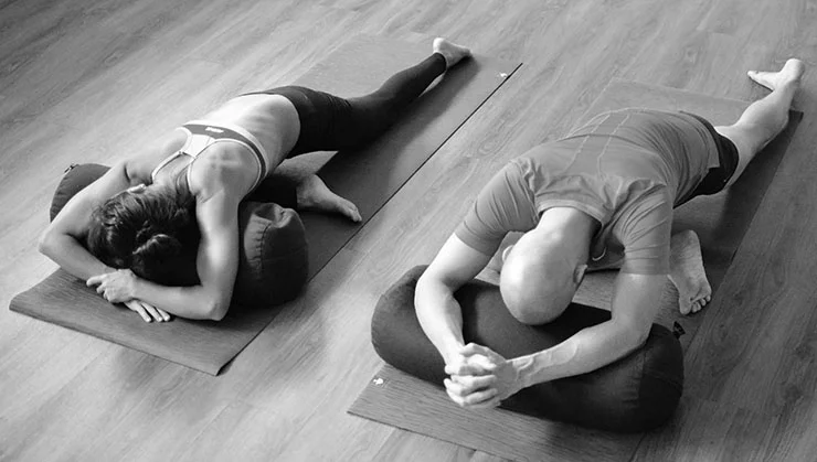 yinpose2.jpg
