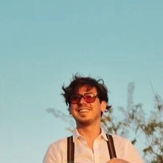 At it
Foto: AU 
#velcrokretino songwriter #singer #music #musician #artist #producer #newmusic #singersongwriter  #love #songs #musicproducer #guitar #drums #livemusic  #spotify #instamusic #art #costarica #musica #composer #vocalist #unsignedartist 