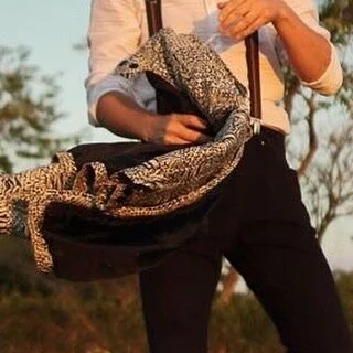 At it
Foto: AU 
#velcrokretino songwriter #singer #music #musician #artist #producer #newmusic #singersongwriter  #love #songs #musicproducer #guitar #drums #livemusic  #spotify #instamusic #art #costarica #musica #composer #vocalist #unsignedartist 