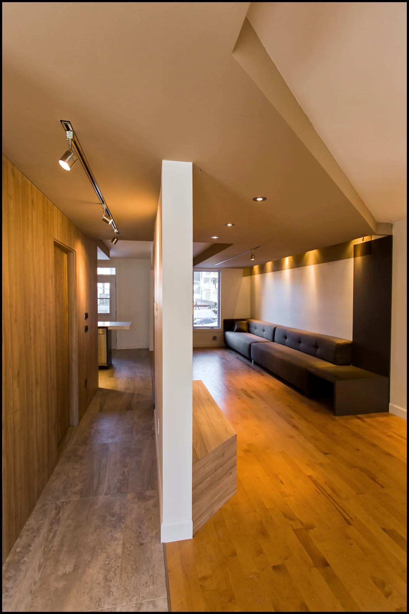 5711 de la Roche (15 of 114).jpg
