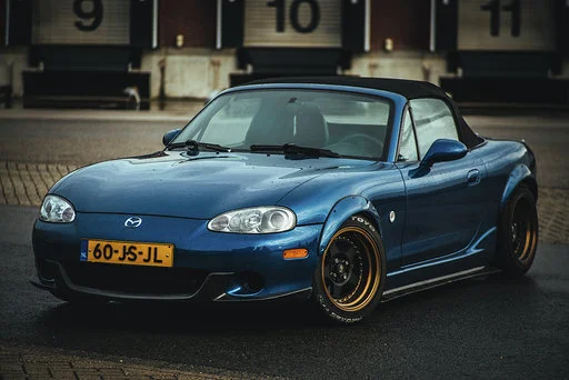 E86EB826-6907-4619-8B0C-277F69AEF316