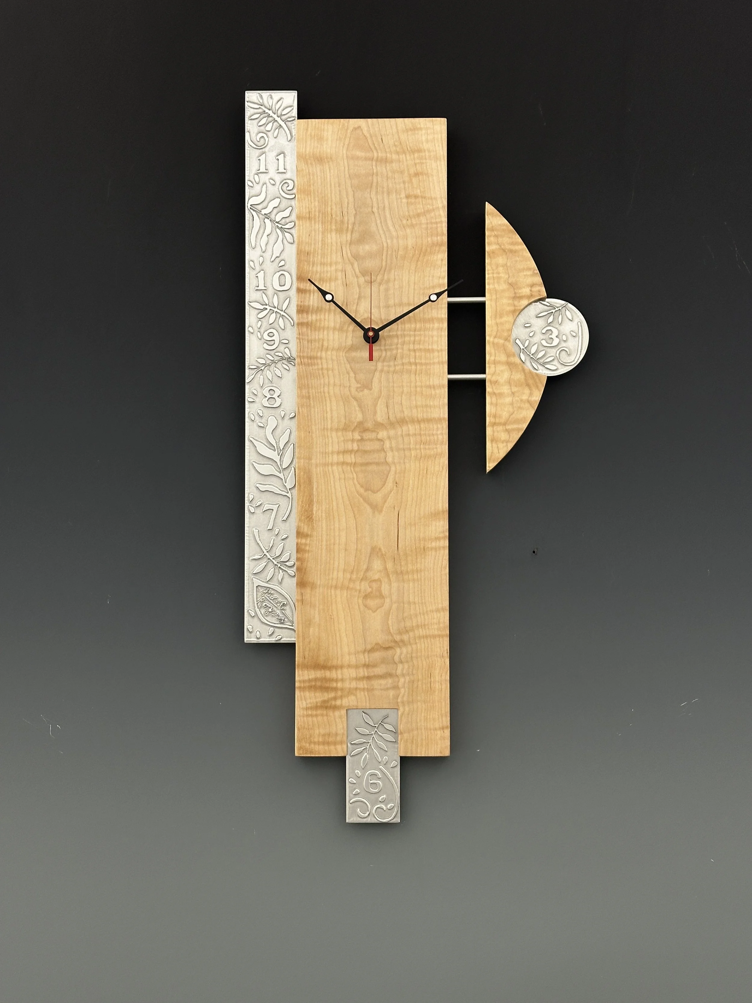 Fragment #9 Clock