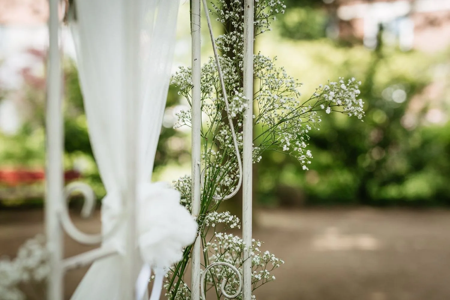 blumendetails bei einer hochzeit in darmstadt - pixelfeder