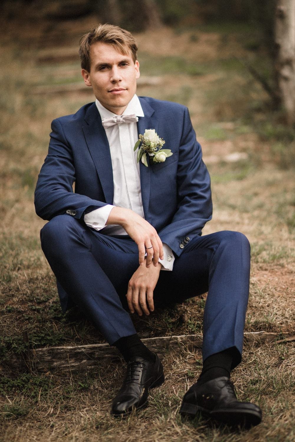 Portrait Paarshooting des Bräutigams in Darmstadt – von pixelfeder