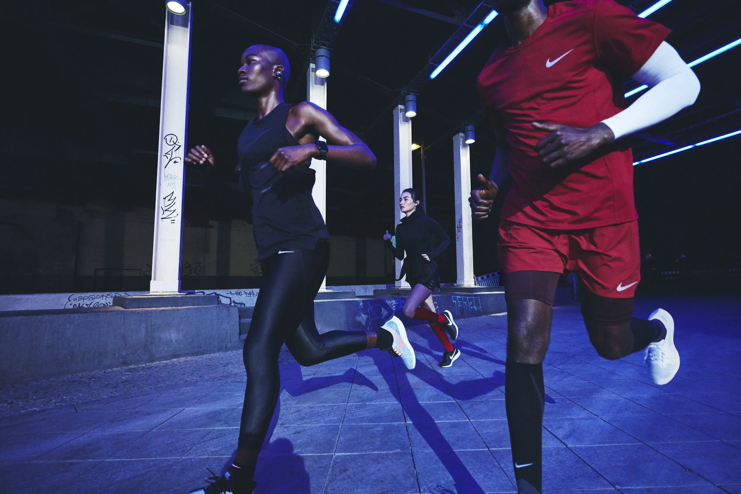 FA18_STYLEGUIDE_RUN_ZOOM_PEG_35_BLennox_0625.jpg