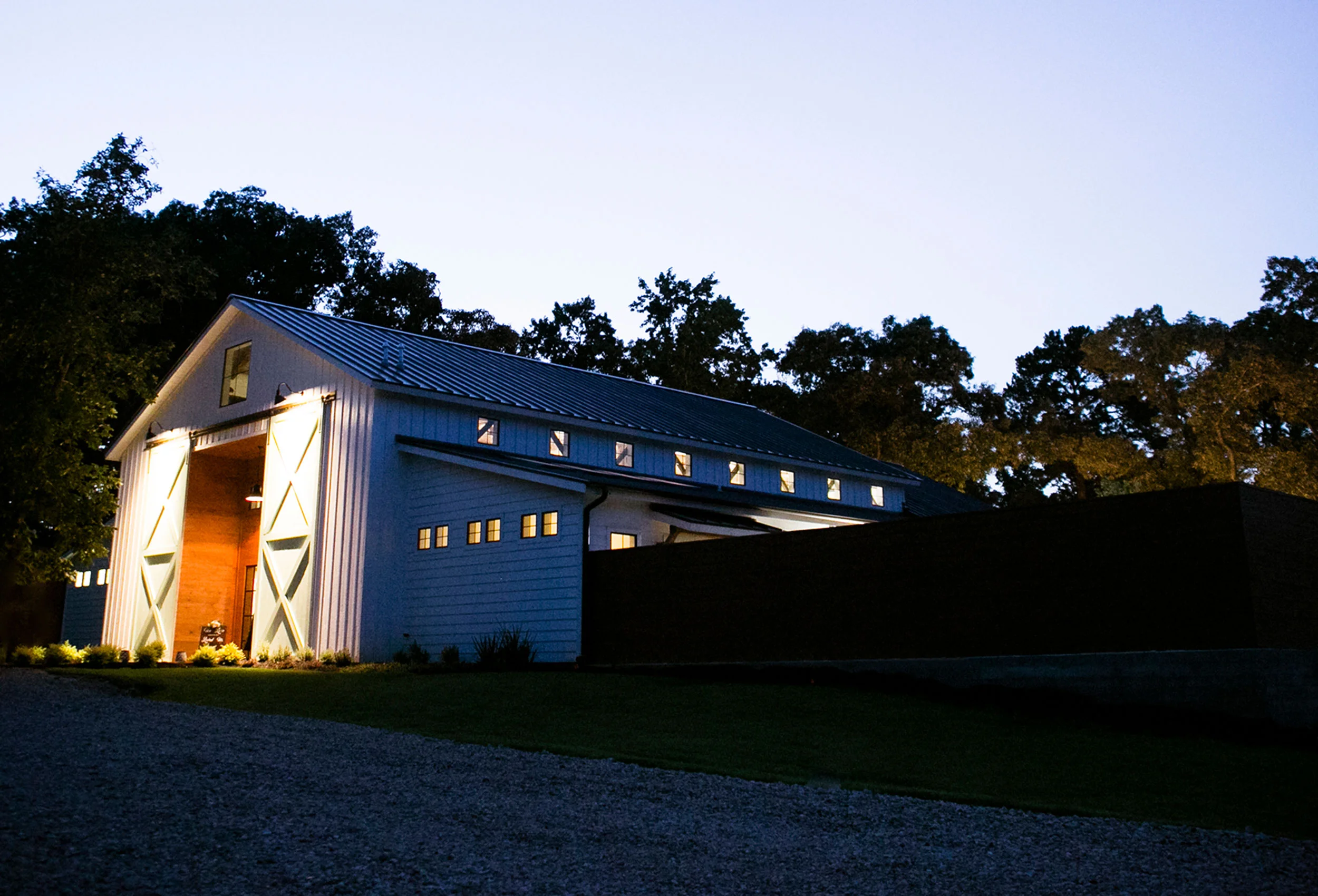 Unique Wedding Venue Photos — The Meekermark