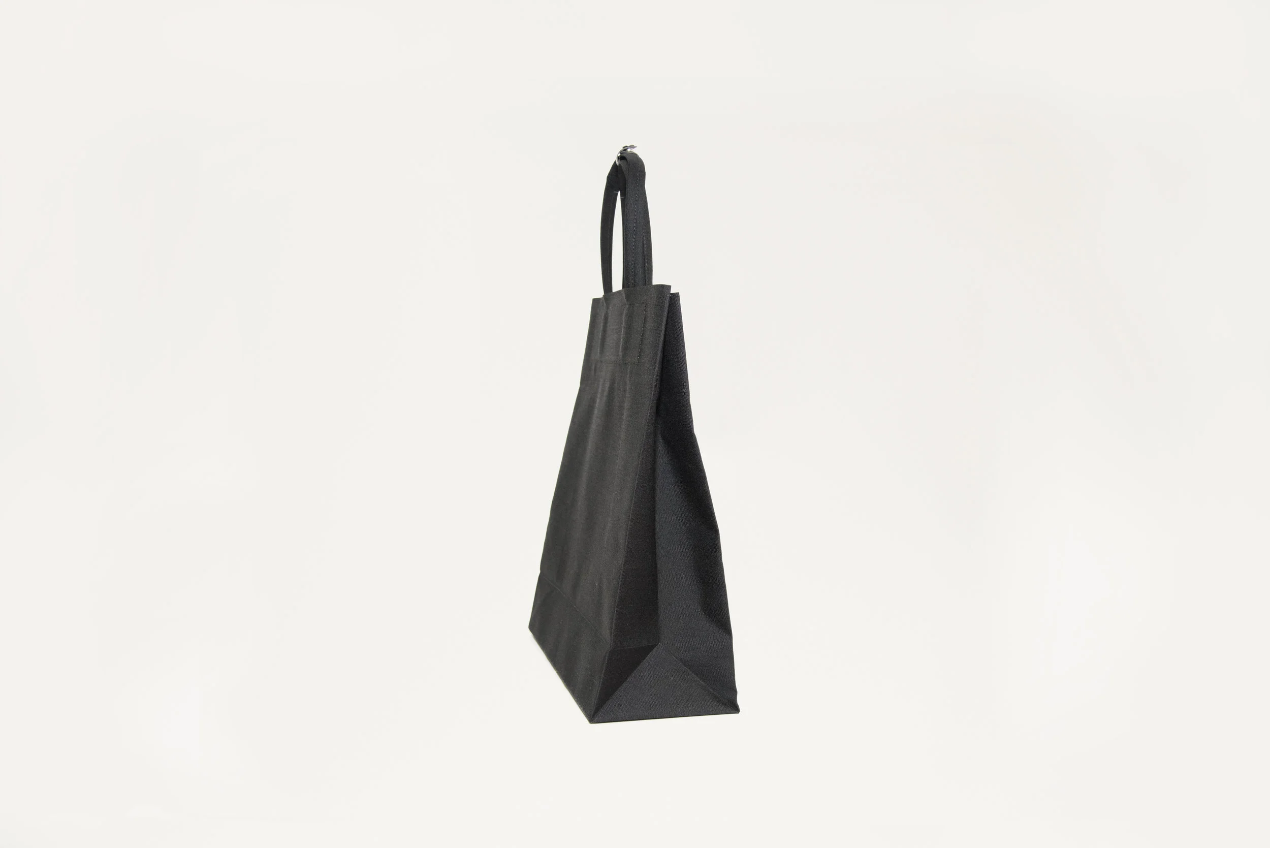 Nylon grocery bags 002.jpg