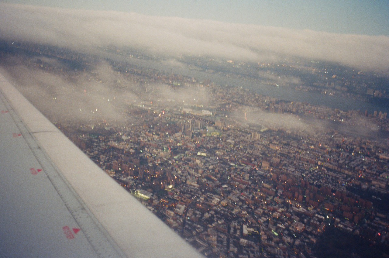 Tomota Ikawa is an independent photographer who works in New York City. Click name for the link of his website.