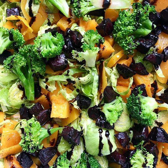 Butternut Squash, Broccoli, Beets And Brussels. Oh. And Balsamic. Deeeeeelish!
&bull;
&bull;
&bull;
&bull;
@gathertahoe #knowwhatyoueat #instafood #foodandwine #realfood #vegetables