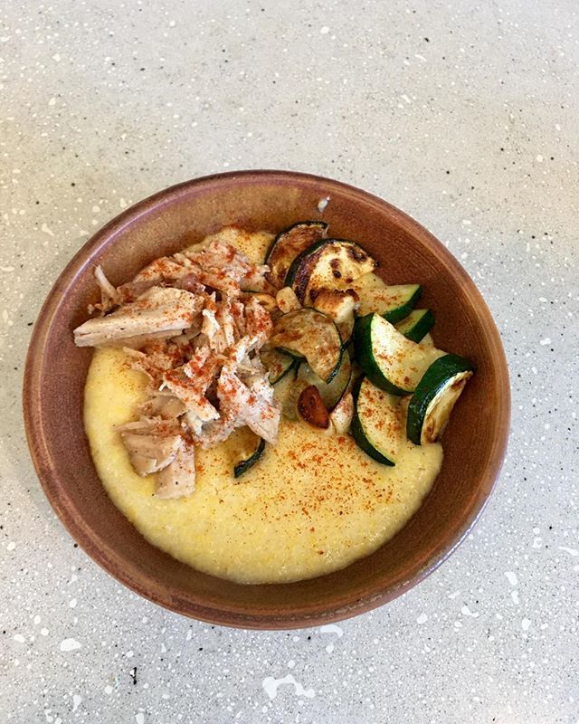 Delicious breakfast! Creamy Polenta with Sonoma Goat Cheese. Zucchini with Roasted Garlic and Pulled Pork. Smoked Paprika. &bull;
&bull;
&bull;
&bull;
&bull; @gathertahoe #foodandwjne #instafood #comfortfood #knowyourfarmer #truckee #coldmornings #ta