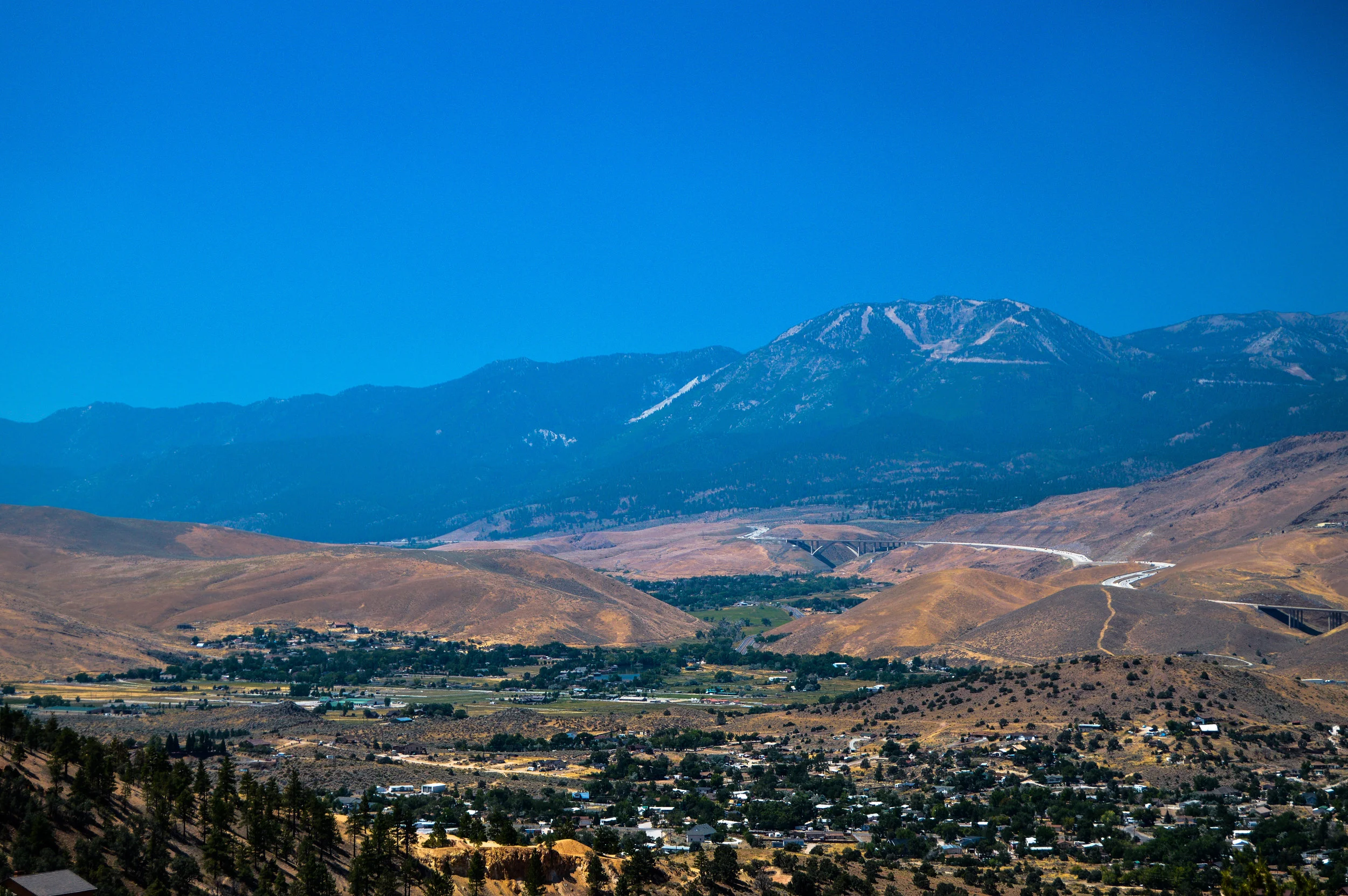 Where the Carson and Sierra Nevada Mountians meet.