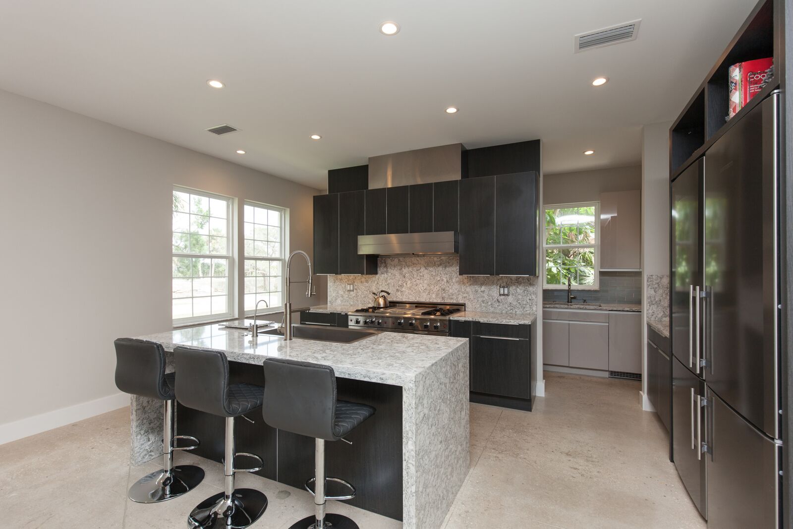 JASON FORREST KITCHEN.jpg