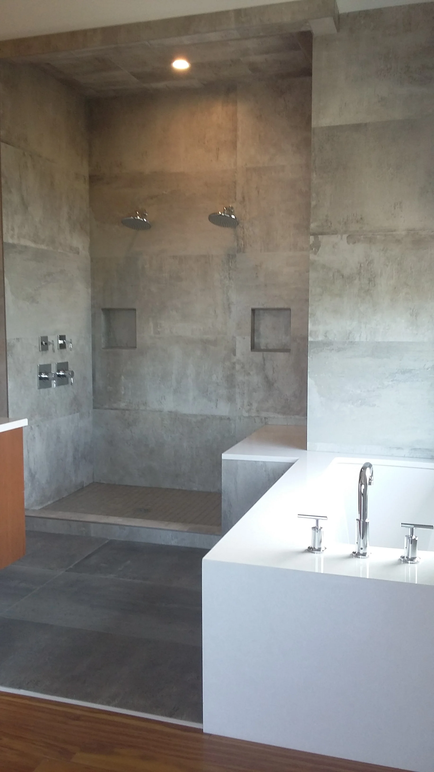 gordon detail of shower .jpg