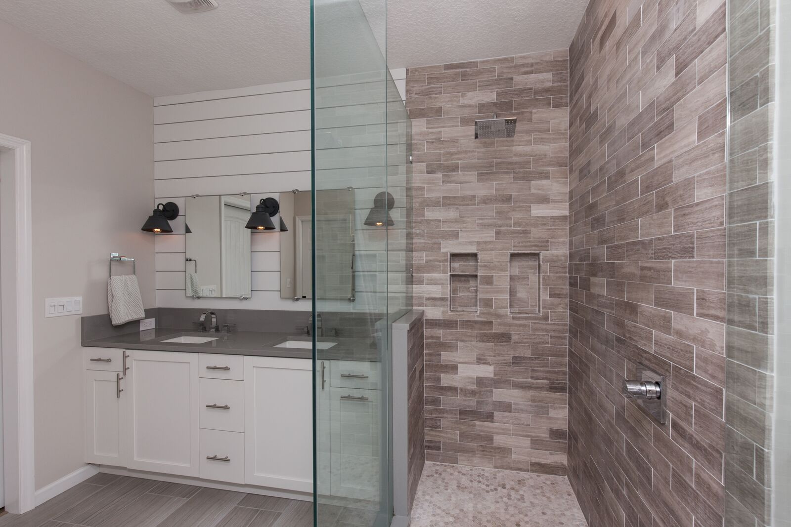 CLUKEY MASTER BATHROOM SHOWER.jpg