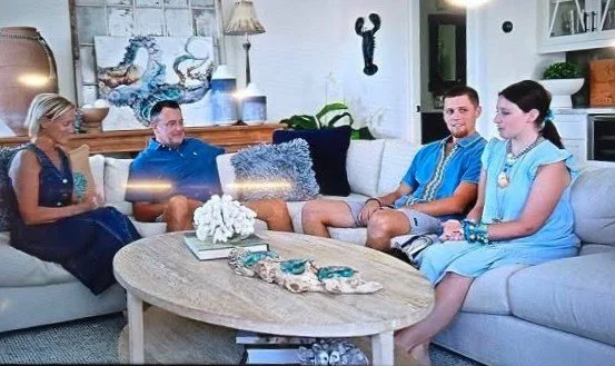 LYRICAL BLUE APPEARS IN LOVE ON THE SPECTRUM