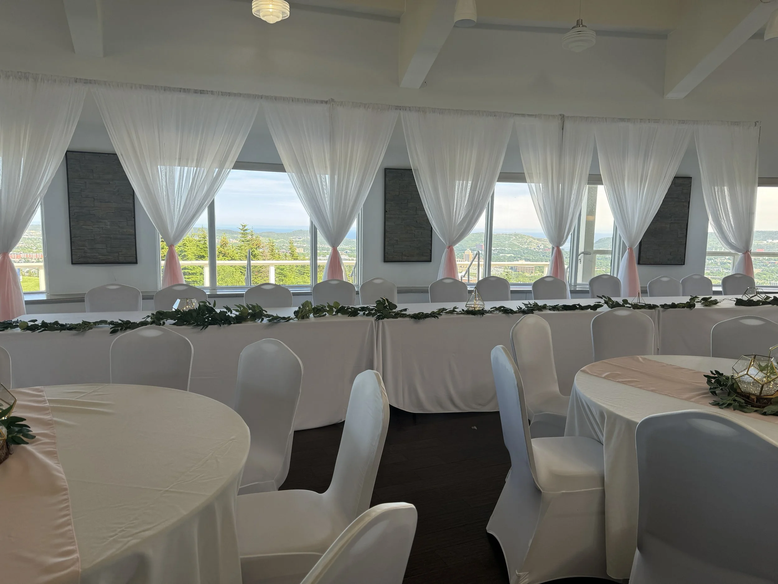 Jessica and Phil, Admiral's Green Clubhouse