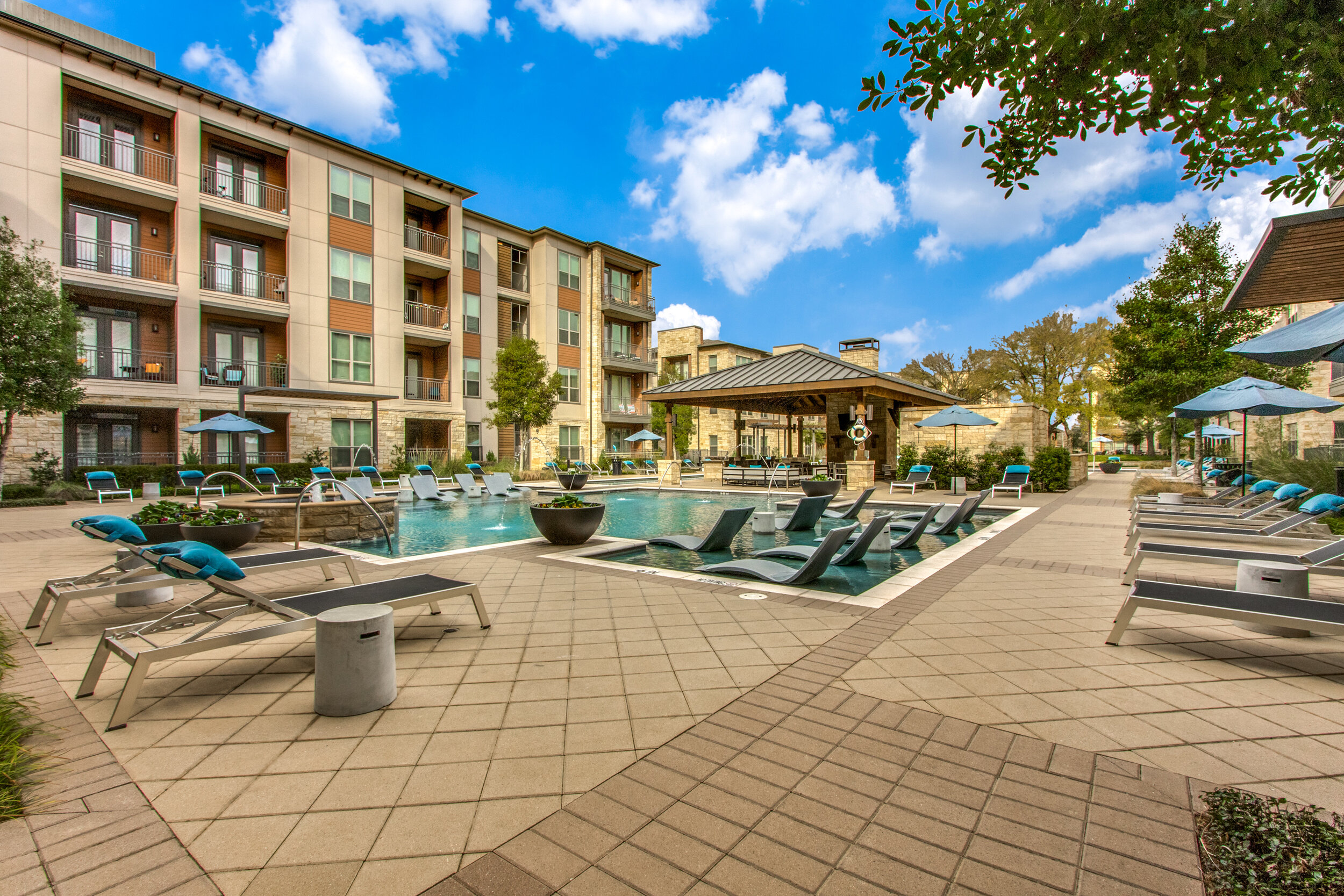3535-bluffs-ln-grapevine-tx-High-Res-13.jpg