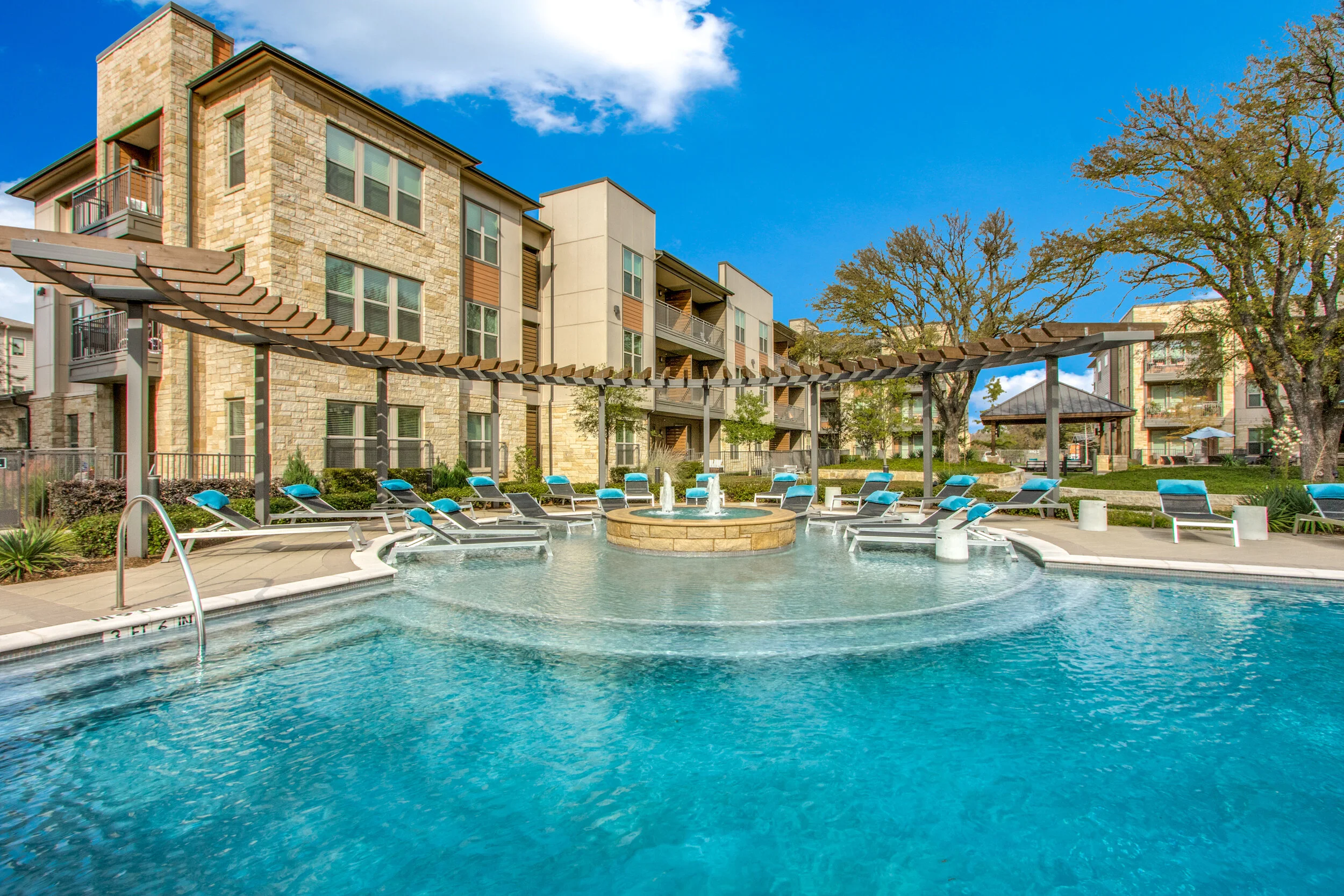 3535-bluffs-ln-grapevine-tx-High-Res-16.jpg