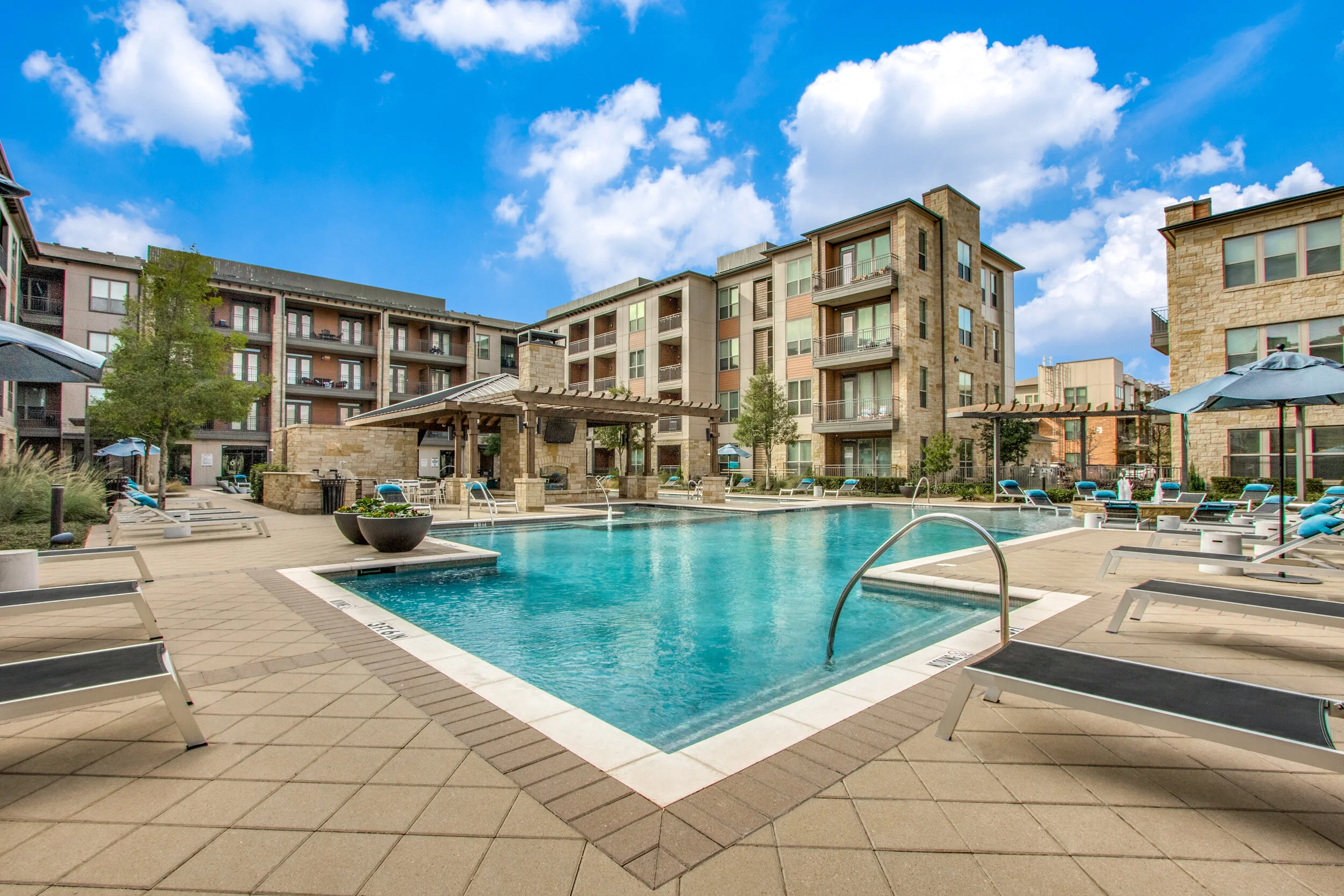 3535-bluffs-ln-grapevine-tx-High-Res-17.jpg