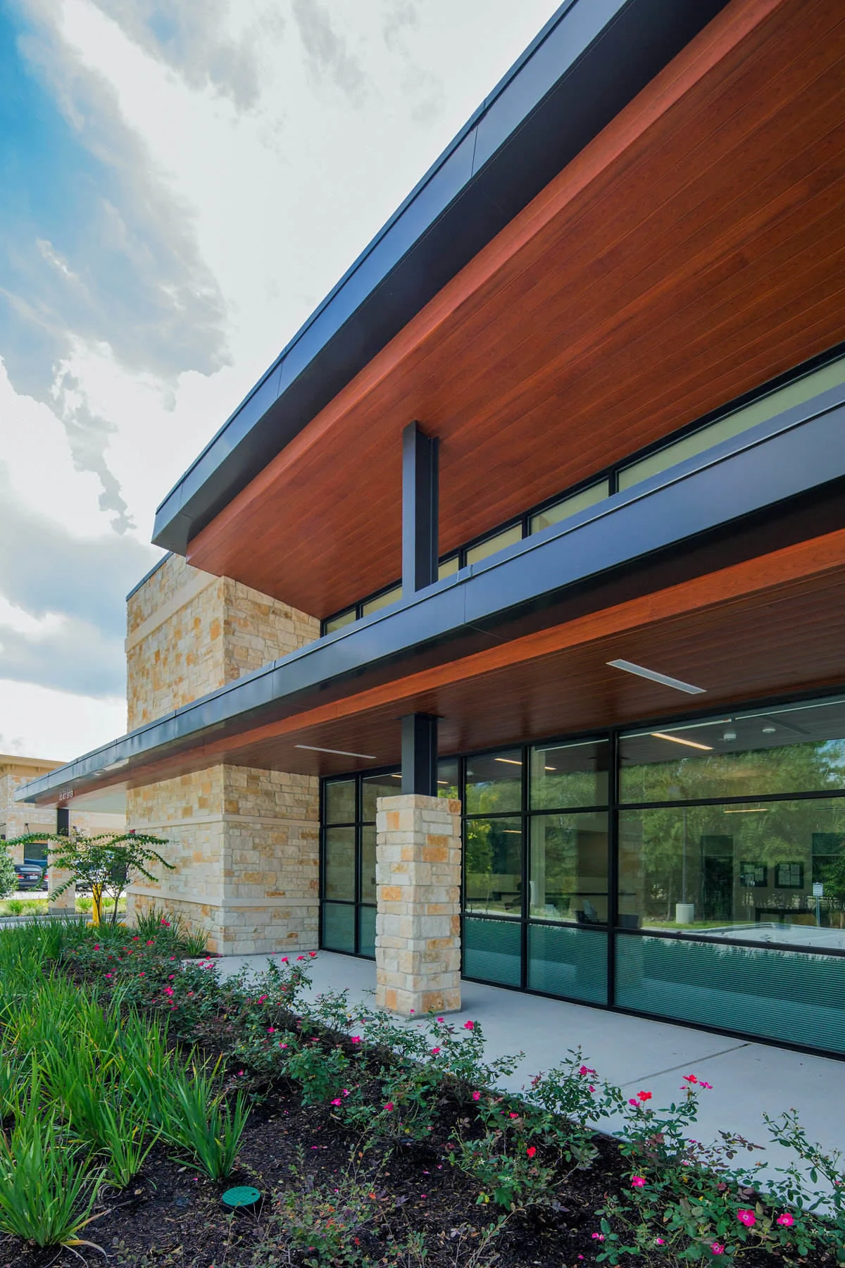 HUNTER DOUGLAS ARCHITECTURAL