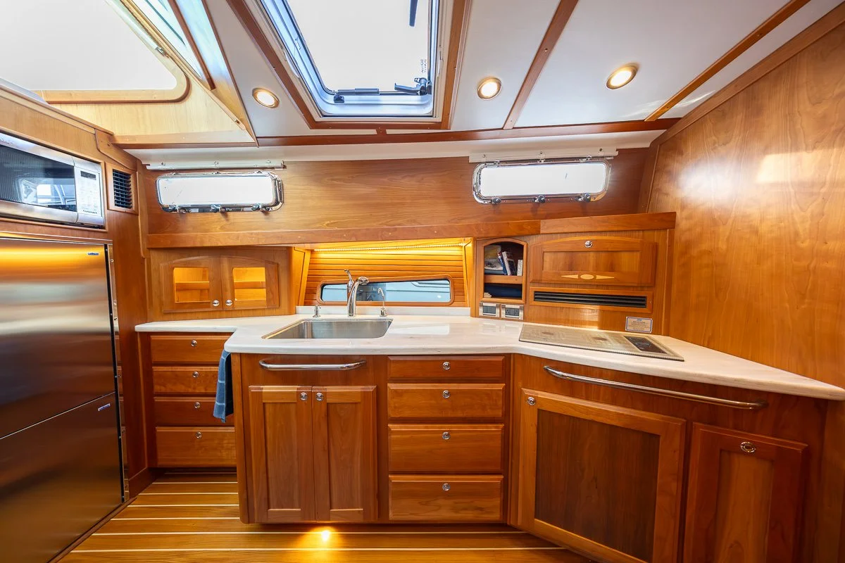 2020 Sabre 48 Salon Express Moondance-6.jpg