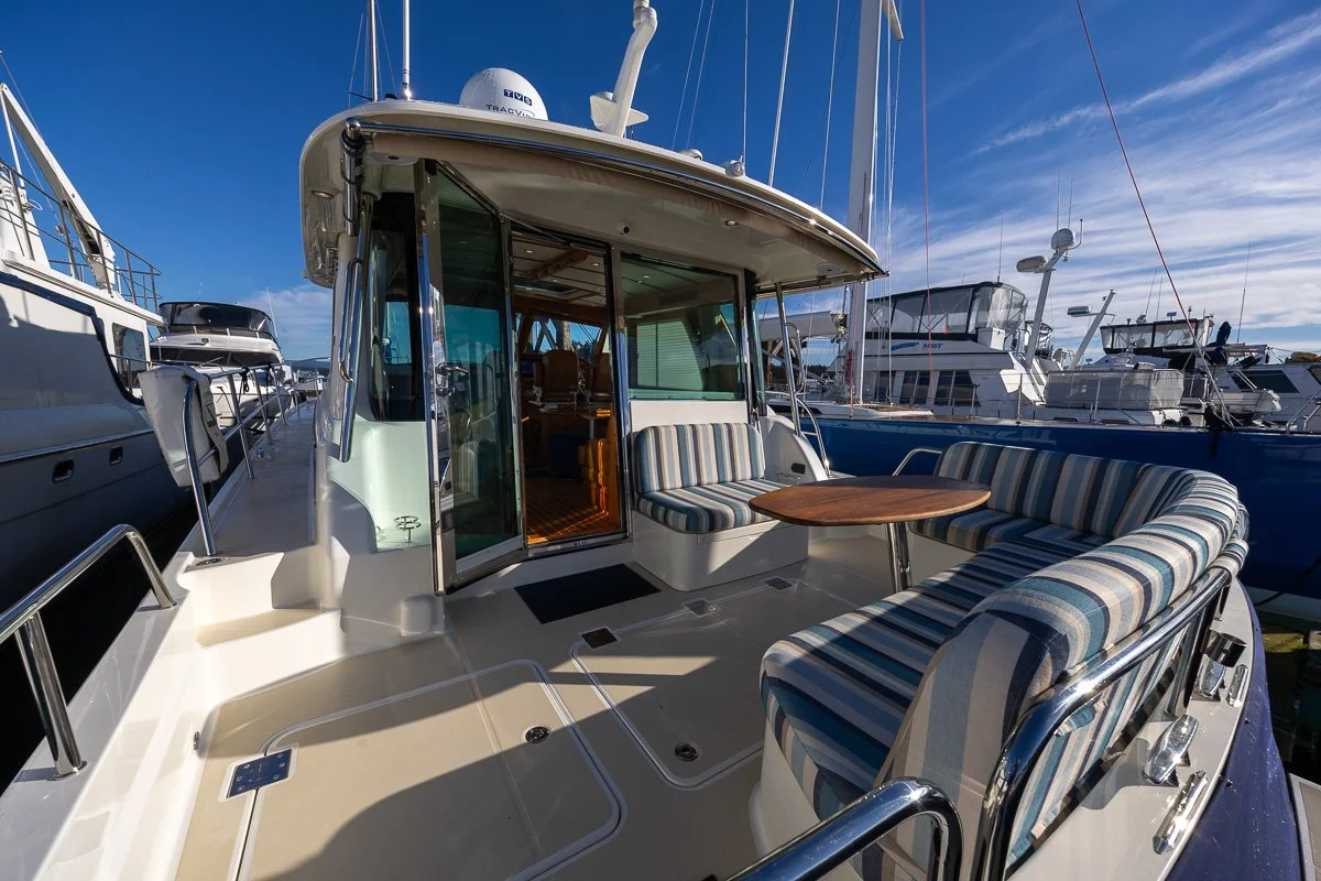 2020 Sabre 48 Salon Express Moondance-30.jpg