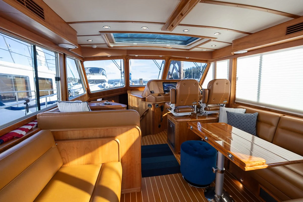 2020 Sabre 48 Salon Express Moondance-34.jpg