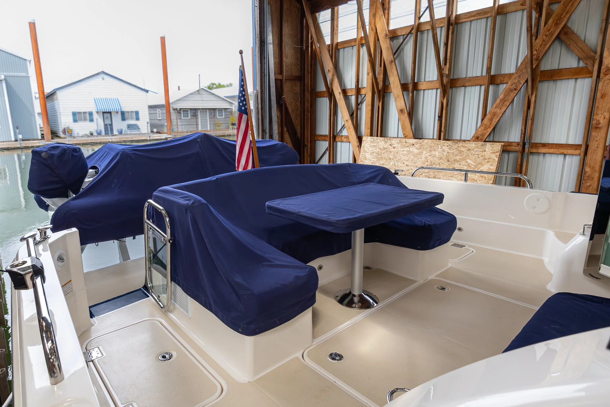 2023 Sabre 45 Salon Express Cool Change-2.jpg