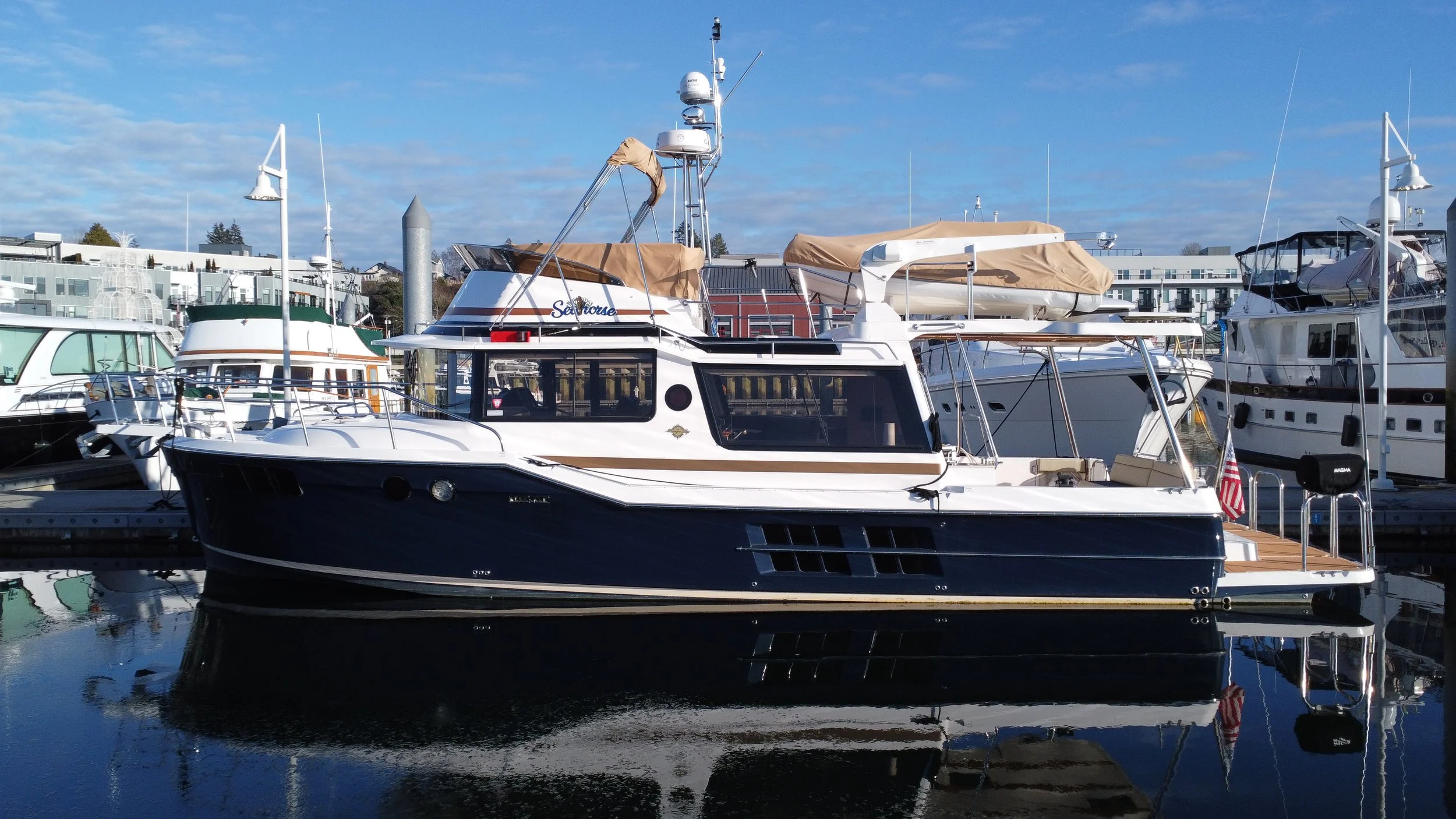 2019 Ranger Tugs R-41 CB "Seahorse"